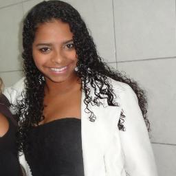 Deus; CORINTIANA;Leonina;Linda;15 anos;Extrovertida;Amiga; Sincera; Corro atrais de meu sonho; Ahh SEGUEE ae ?? 3