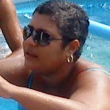 sou feliz e otimista pra caramba!!!!!!!!!!!... isso já basta para um bom perfil...