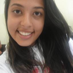Geovanna,14 anos,brasileira,leonina,evangélica, sonhadora,directioner,chata,dramática,ignorante e irritante.Just a girl trying to show his voice to the world.