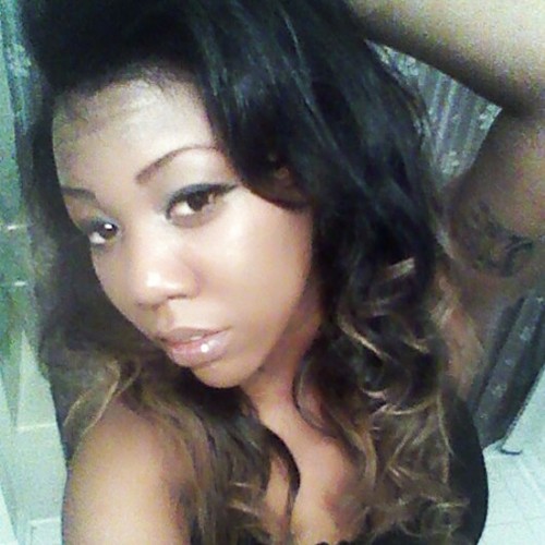 ashelizabetha's profile picture. 