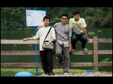 SMP 3, SMA N 2 KEBUMEN.
PETERNAKAN UGM. BANK MUAMALAT INDONESIA