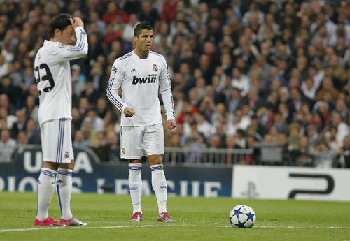 MWOS_10's profile picture. Hala madrid !!! Los Blancos @MWOS_10