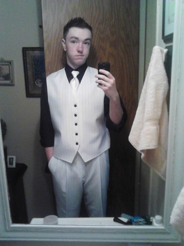 #TeamFollowBack , wiz khalifa, millionaires, deadmau5, greenbay, bass, skate, bmx, republicans, Nerdy Shit, shoes, body mod
