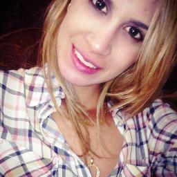 Tudo o que me faz levar a vida na divina paz,sei bem o que é bom pra mim e o que mais me satisfaz. cbj