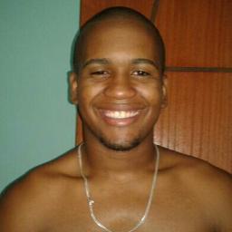 Carioca, negro.
