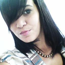 --(Sou legal ,Simpatica ,Brincalhona, Amiiga && Muy Feliz ' Gênero muito Forte **Leonina** kk,Tenho 18 anoos e sou Paraibana!:) 
FOCO, FORÇA E FÉ EM DEUS ♫♪ *