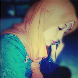 Rinanthi_Putri's profile picture. cinta itu indah tapi kehilangan sesorang yang kita sayang itu yang menyakitkan       No.085647324451