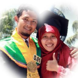 Istri dan Ibu yg romantis, doyan nglucu&diskusi, hobi traveling ples paket wisata kulinernya,