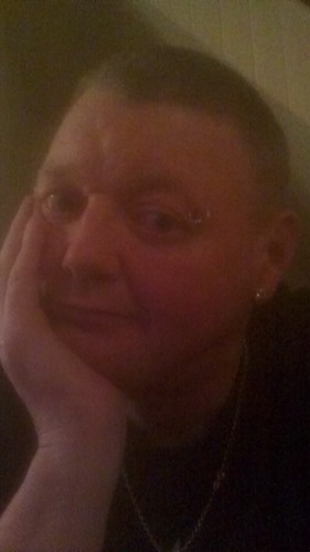 i'm just a regular bloke from south wales!!  :)