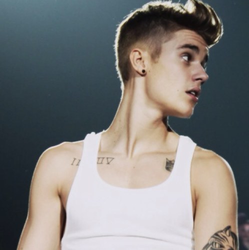 I born in 9/18/00 
 i'am a BELIEBER!!!!
