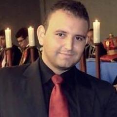 Acadêmico de Enfermagem, Sênior DeMolay, Maçom, Filho de Dona Graça Sizenando