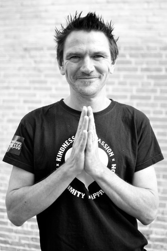 yoga instructor & mindfulness trainer at http://t.co/uBz96iEQRb | Creator & facilitator Project Mindlab | Education of the heart | Global citizen