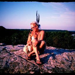 Jilly Bean a Animal lover, Artist, Student, LOVE/  http://t.co/PujhMsH6bQ