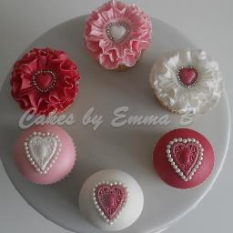Cakes By Emma B creates beautiful and bespoke celebration cakes, wedding cakes and cupcakes