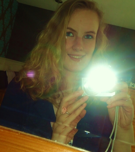 ♥ 17 jaar ♥ KTK ♥ Snare ♥ verpleegkundige niveau 4 ♥ Axel♥ 14-01-14