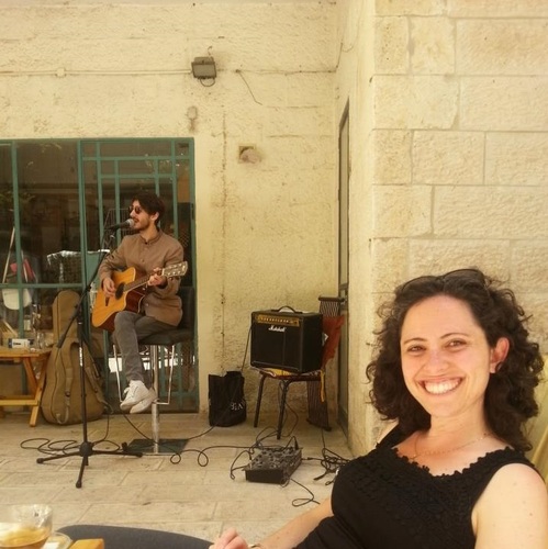 MyJerusalemLife's profile picture. Happily surrounded by Jerusalem stone, chronicling the heart and soul of life in the centre of the world