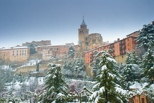 Me encanta la nieve (artificial) que se respira en Albarracin.