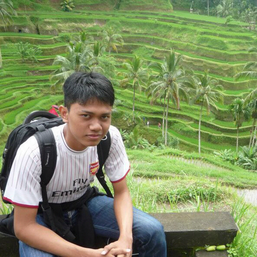 el_hackim's profile picture. international program of law of UII / Al-Hasyimiyah modern Islamic boarding school/ dare to face future ;)