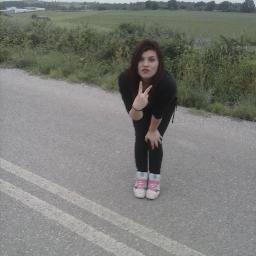 follow me and i follow you back :)