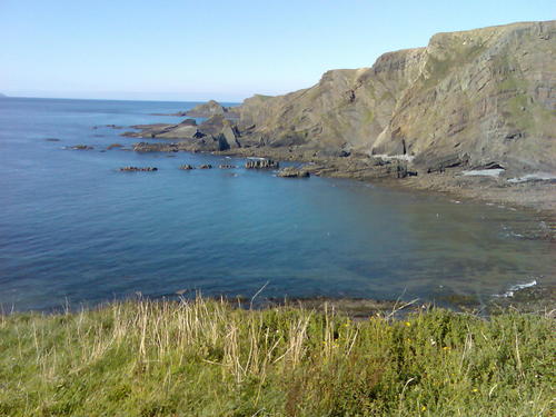 Unique coastal location Perfect getaway accomodation pub gift shop shipwreck museum beach on the coast path for walking