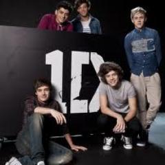 THERE! YOU HAVE A FREE FOLLOW, NOW PLS GO FOLLOW @FOUReverniam #ThankYou