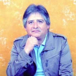 Soy periodista y laboro de manera independiente a través del medio de comunicación mensual TU ELIGES, una revista y una página web, con el nombre DE PRIMERA
