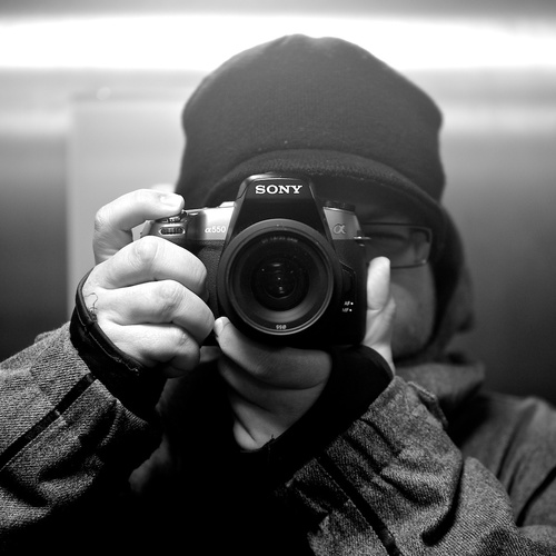 A geek, a gamer, a music lover, a gastronaut, a photography enthusiast, a dog owner, a husband and now also a dad.