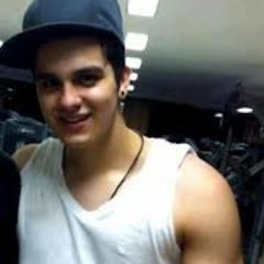 Luan reconheceu o FC dia 03/02/12. Só quem sonha consegue alcançar ♥ Parceria com o FC @LS_MyEstrela (: