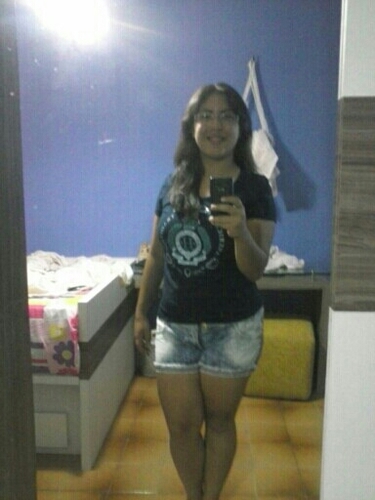 #  Quem me conhece que desvende os meus mistérios e segredos , quem não me conhece que não me julgue pelo que pareço ser . (: '