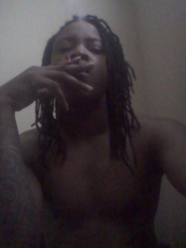 1010YGhoe!!!!!Follow my G on instagram swang_gunvinno