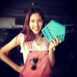 พรีม รณิดา เตชะสทธิ์ ( เป๊นแค่บอท )  มาฟอลกันมากๆน่ะคะ ฝากผลงานของพรีมด้วยน่ะคะ #แม่ยายที่รัก# คุณชายธราธร # สามี  # รวมแฟนคลับคลรัก พรีม รณิดา # เย้