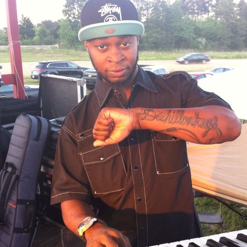 MD/ keyboardist/ songwriter/ 5th Element Nation (band)/ looking to network.
