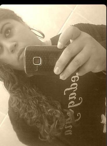 21 anos, estudante, professora, poderosa....