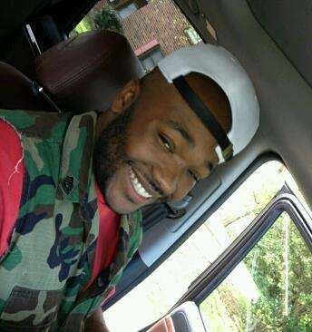 Catchmeifucan84's profile picture. Just tryna make rent and take care of the kids