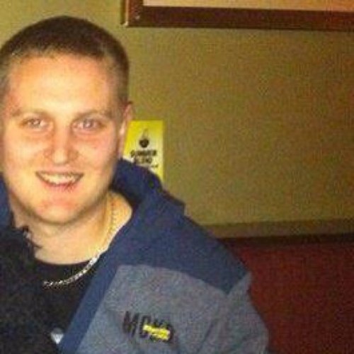 swee85's profile picture. 