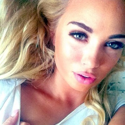 AleenMontiero's profile picture. 