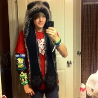 Tyler Horton (@djlycaon) Twitter profile photo