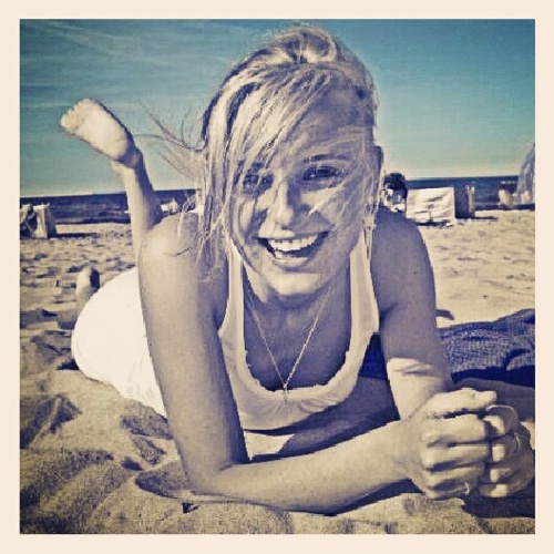 Aniakie's profile picture. 