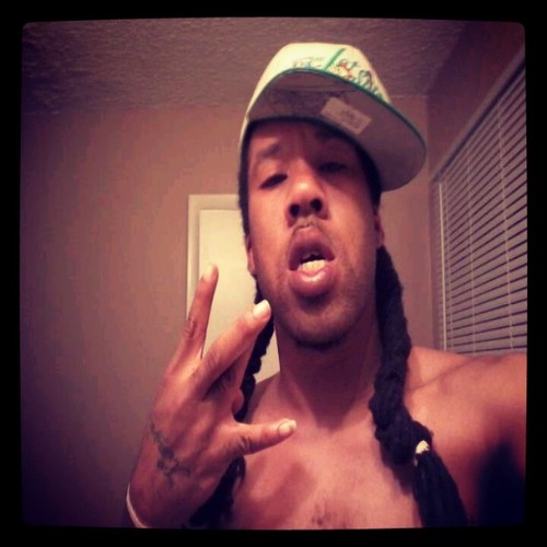 ON MINDZ OF THOSE NOT ON MINEZ
