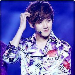 แบคฮยอน นะครับ I'am both not real เฟรนลี่ หื่น บ้า แต่ผมน่ารักมาก -..- #ฟอลกลับบอทครับ ยินดีที่ได้รู้จักนะเบบี๋(?) #จับฟัด