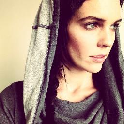 modelmusicmaker's profile picture. Model. Music. Maker.