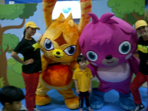 nadeeka_priya's profile picture. As time pass,I grow wise,as each day expire,I learn a new lesson with every heart break,I become stronger.....to learn is to be taught..