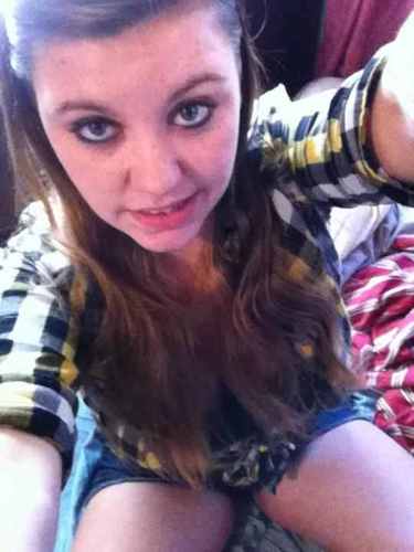 Harley_Stokes05's profile picture. Tbh; I'm fun to chill with. I like to chill with my friends. I like to go muddin...... I motto is *what ever comes around goes around*