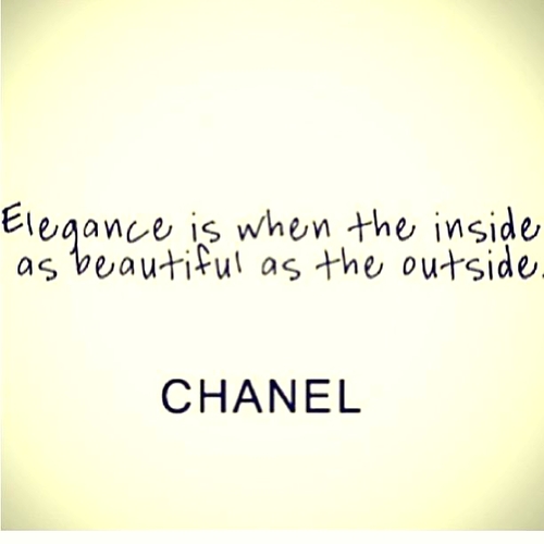 ethaku's profile picture. Happily engaged to @andrikaban