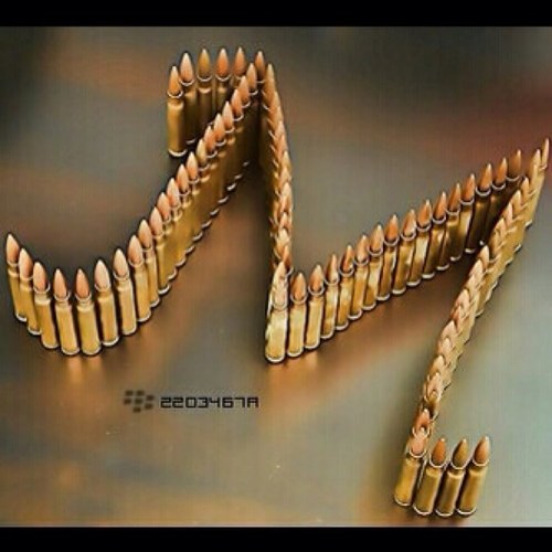 zzzxxx112211's profile picture. 