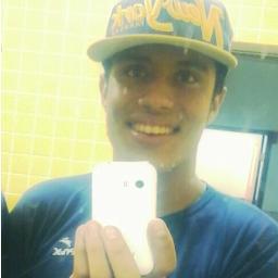 sou o vagabundo mais feliz por ter a dama mais linda :D