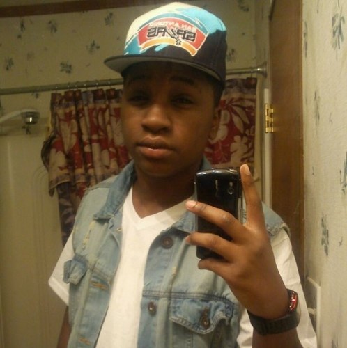 Life Story? Here Ya Go! Follow My Bestfriend!!(: @Thuglife_0021