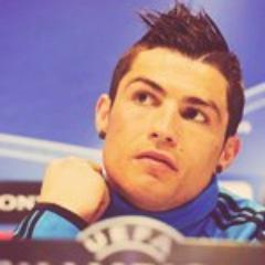 Amor de Fã Não Se Mede , é Não Se Deixa Levar Por Nada , I Love You @Cristiano  ♥  Dinda: @Pqp_Neymarzetes