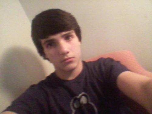 ChalleRafe's profile picture. follow me and ill follow you unless i don't like you