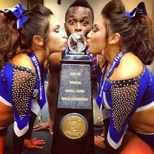 @tancheerbitch we may be separated by states and teams but all cheerleaders are family, we would do anything for each other✨